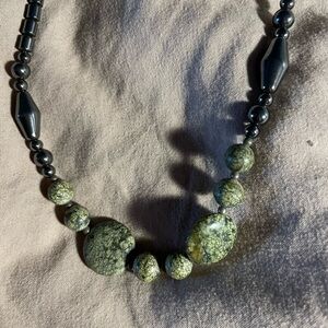 Elegant Green and Silver Beaded Necklace